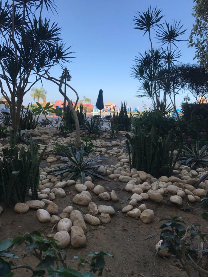 In Porto Sokhna - Pyramids - Families Only Шале *
